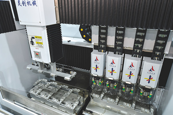 靈創(chuàng)機(jī)械精雕機(jī) 靈創(chuàng)機(jī)械精雕機(jī)